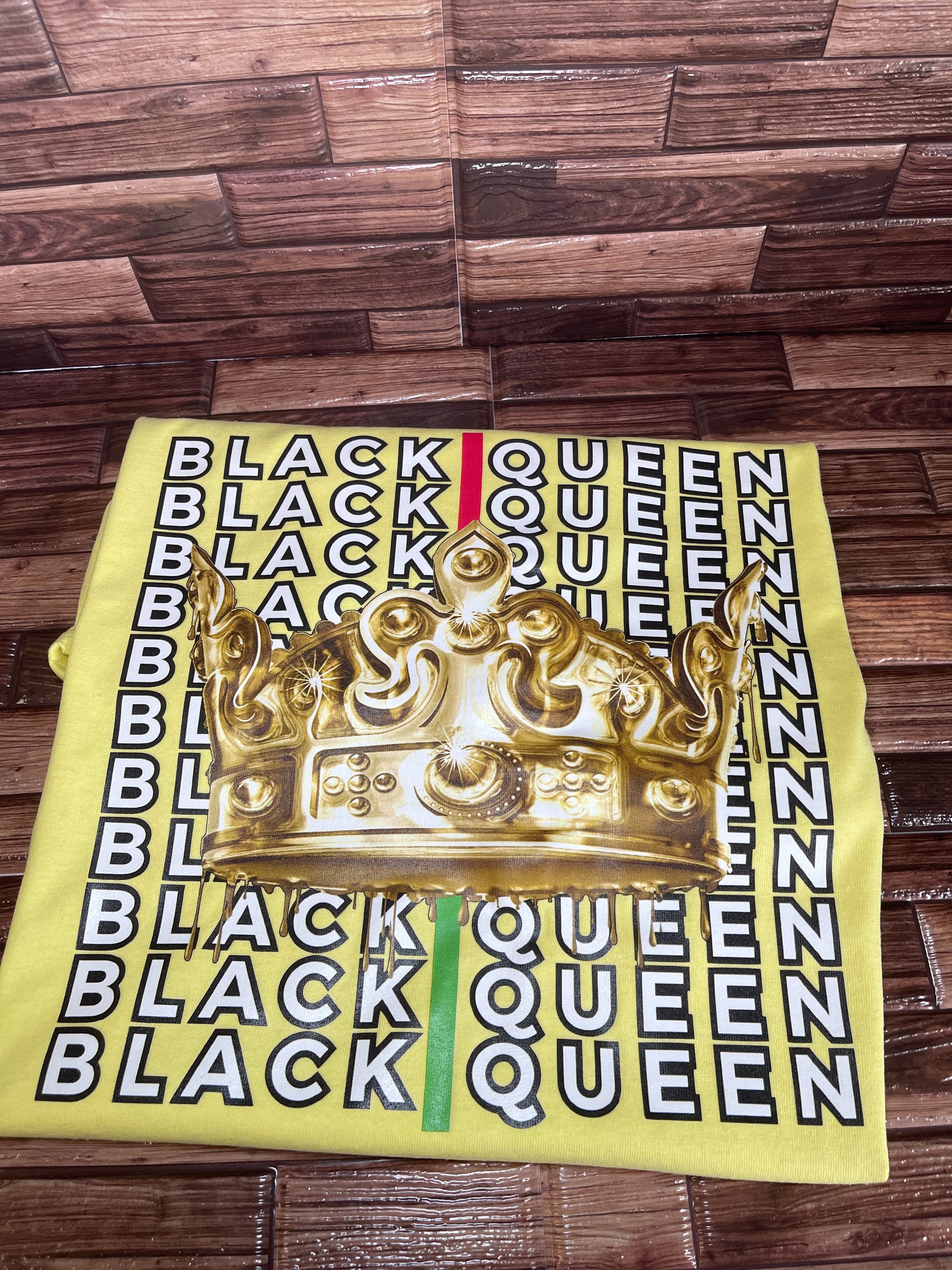 Black Queen w. Crown Tshirt